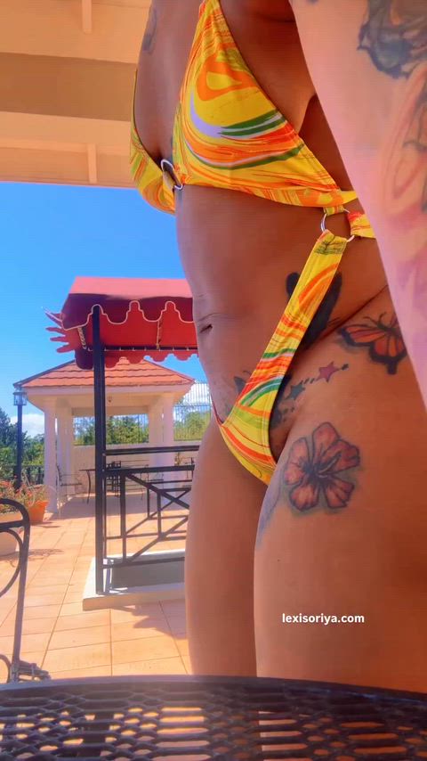 Since yall kno everything. All natural or BBL? 😌