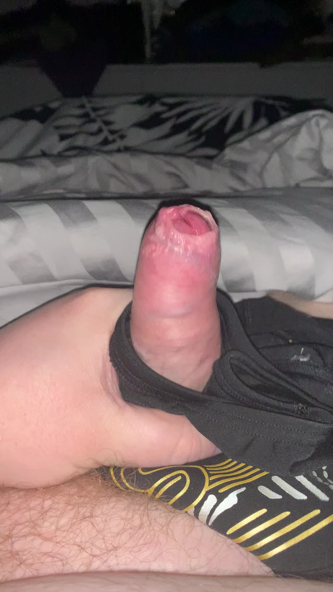I miss blowing my cum into a mouth 😐