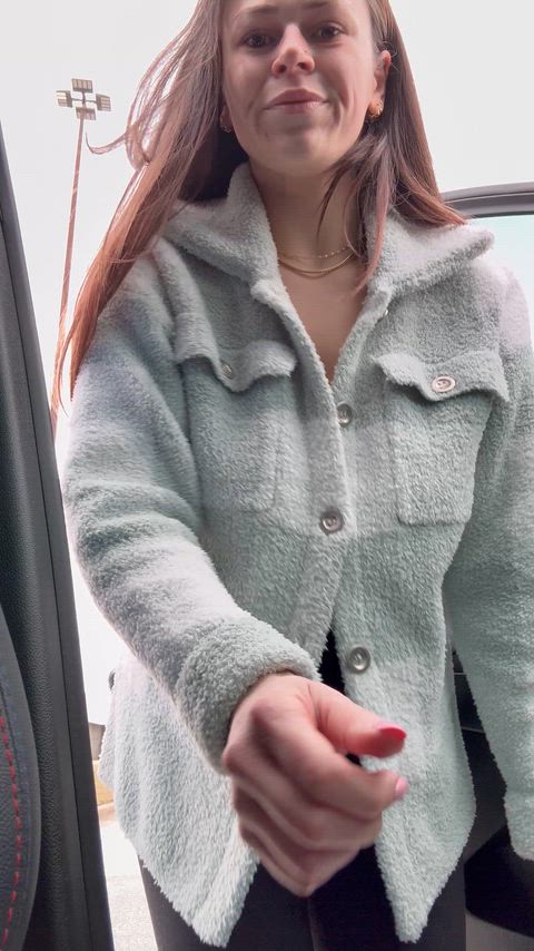 Can’t stop flashing my tits 🍒🫢