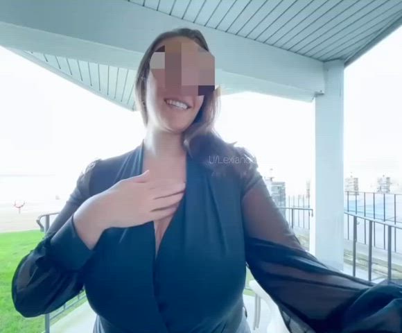 Flashing my tits in the morning