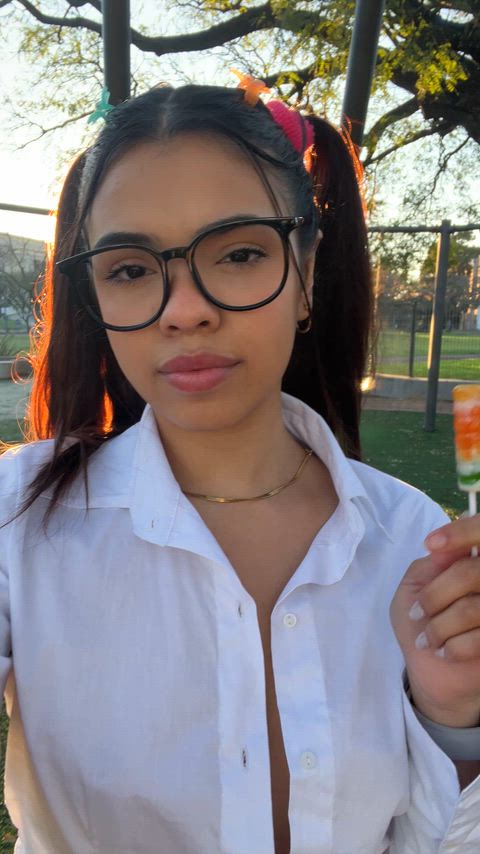 Do I look nerdy enough to be your study partner? [F]