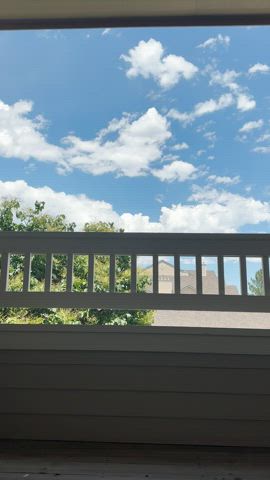 Mona’s ass against a blue Colorado sky