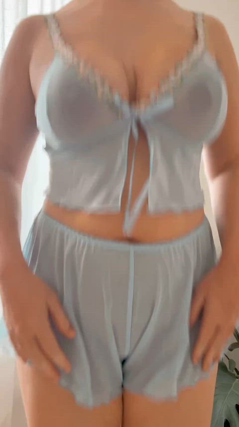 WeeklyMemorableYak thumbnail