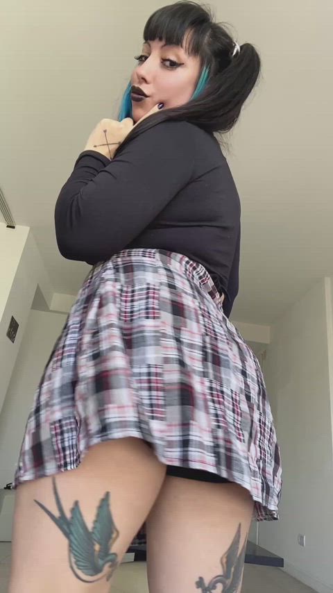 My body's screaming for someone to take control