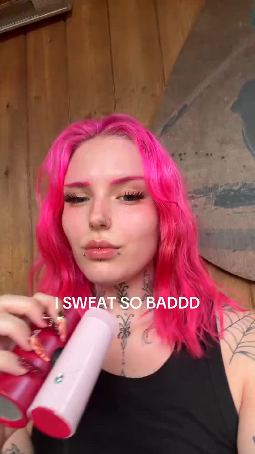 Goth, Hottie, SFW, alt-girls, girls-with-neon-hair, goth-girls