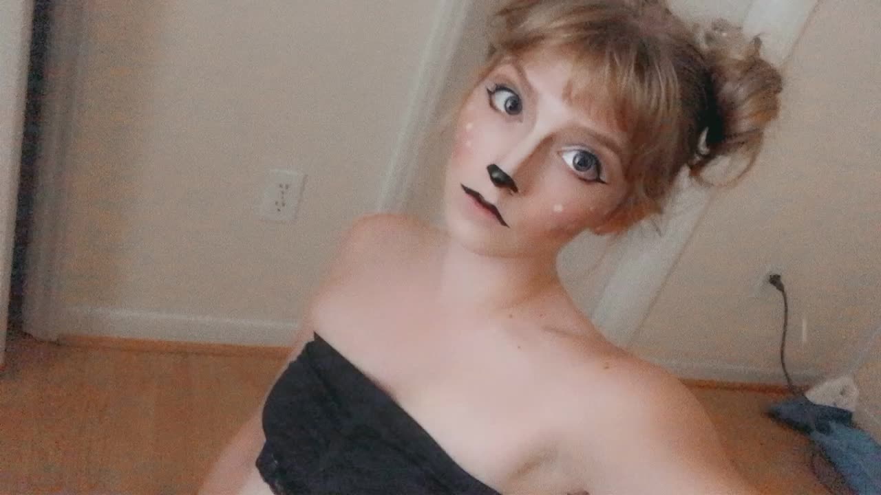 happy Halloween from ur lil fawn babe~*