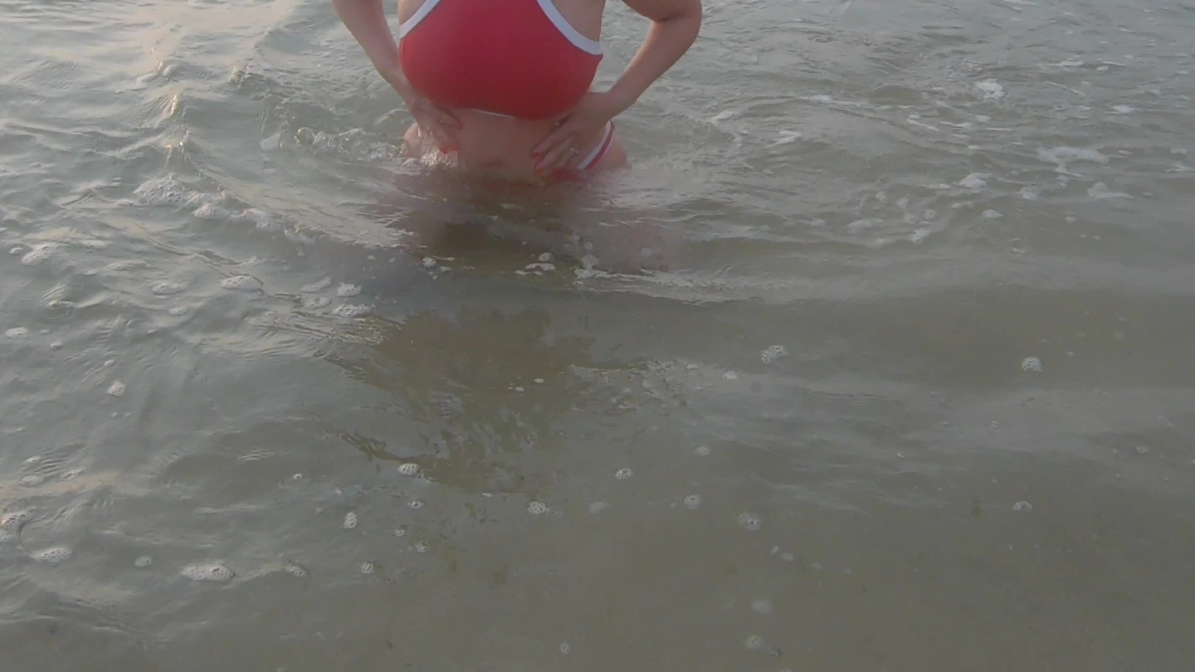 Getting my boobs out in the surf 😋 xx 55yo  🇦🇺
