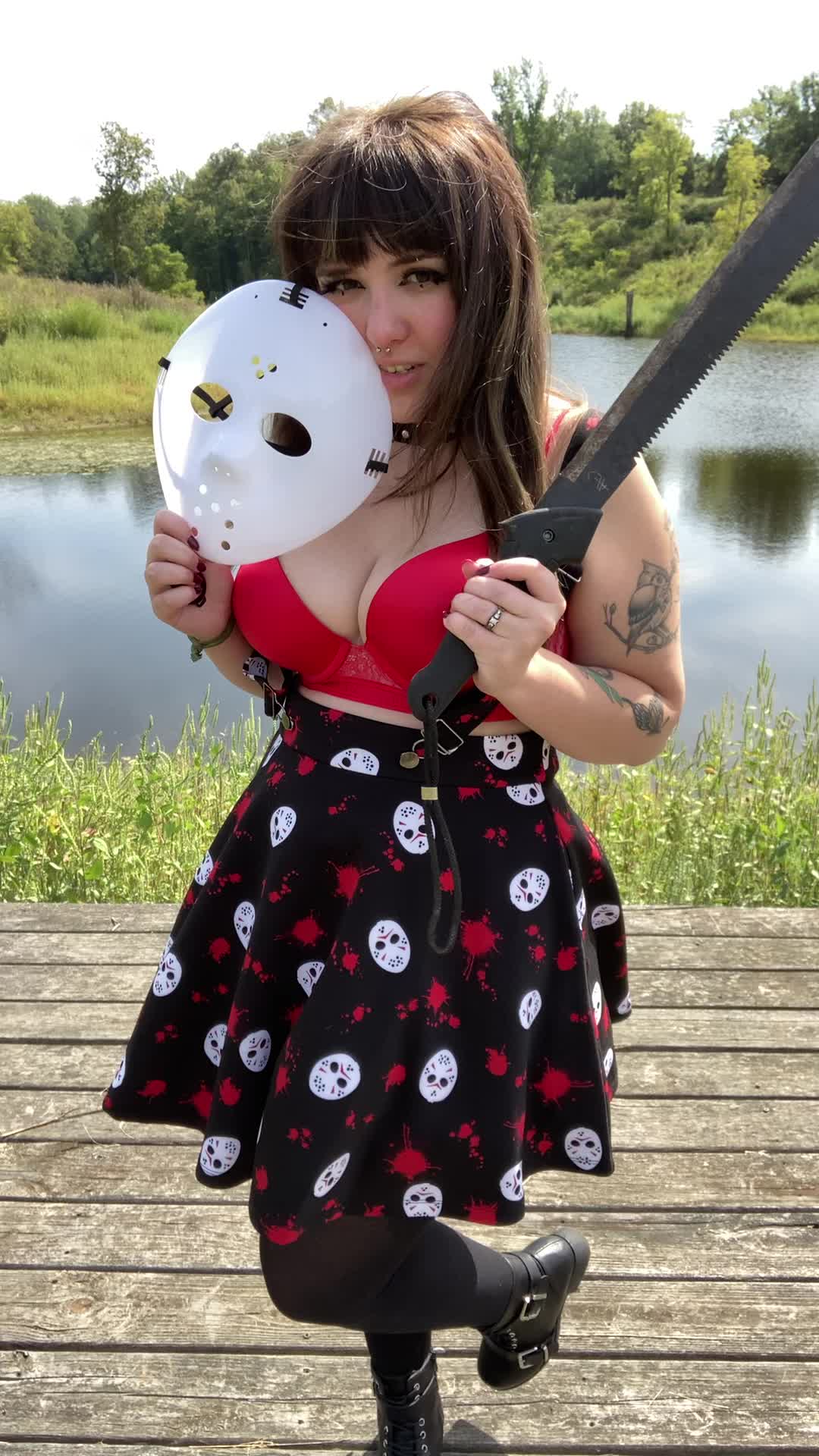 I heard your the new camp counselor 💖