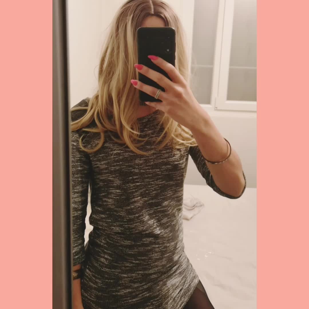 Someone to play with tonight? 🤔😜