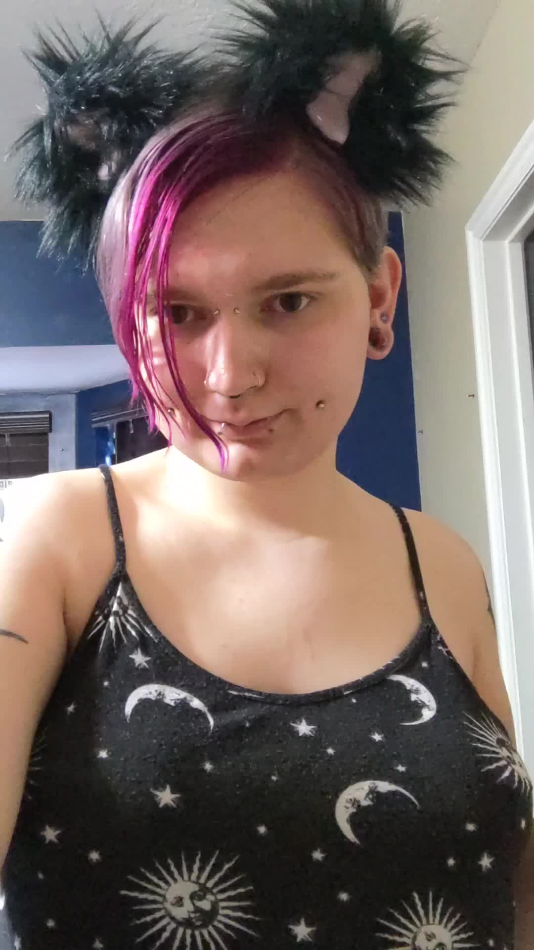 Do you want the rest of this video where I jerk myself to completion? DM me 😘