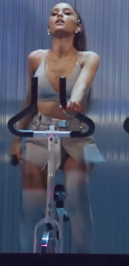 She rides like a pro