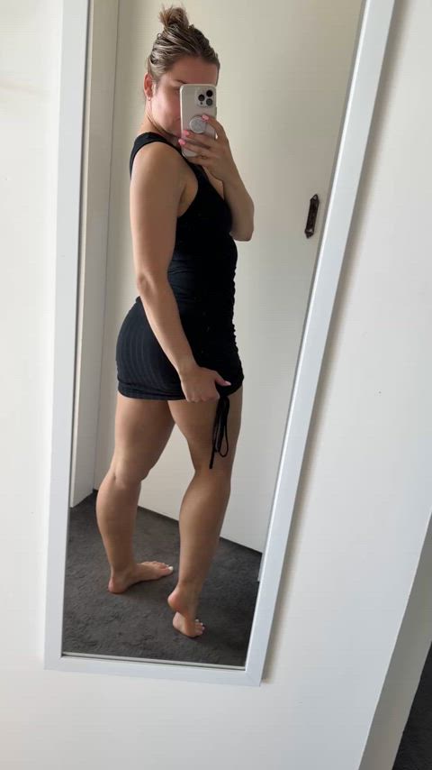 Nothing beats a tight dress and a sexy ass. Perfect combo