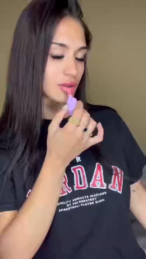 Not the best twerker can I just jiggle my ass and sit on your D