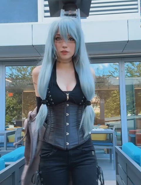 Emiru Jujutsu Kaisen cosplay