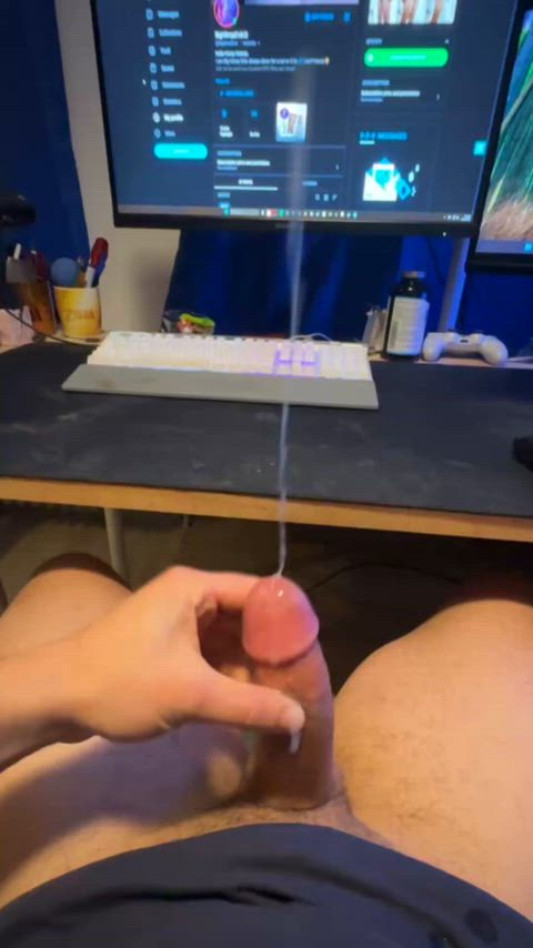 Cumming all over myself