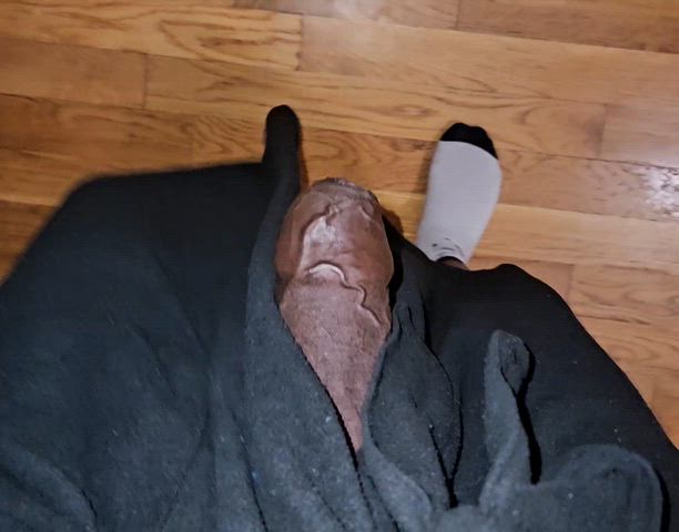 Who wants coffee ? (good morning)