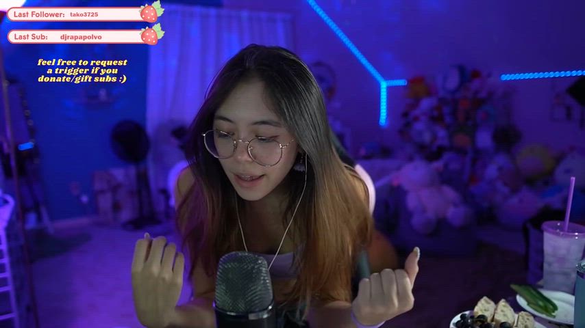 Tipetoe "You just wanna cum for me" (SOUND ON)