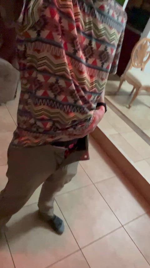 I need you on your knees.