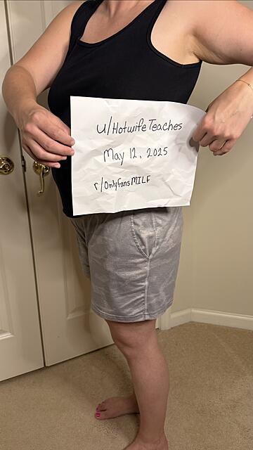Amateur Hotwife MILF Porn image by wifeywinks