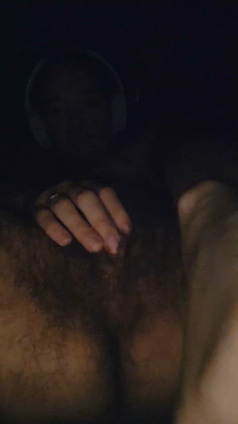 I need someone to tell me how to touch myself right now.maje me squirt please