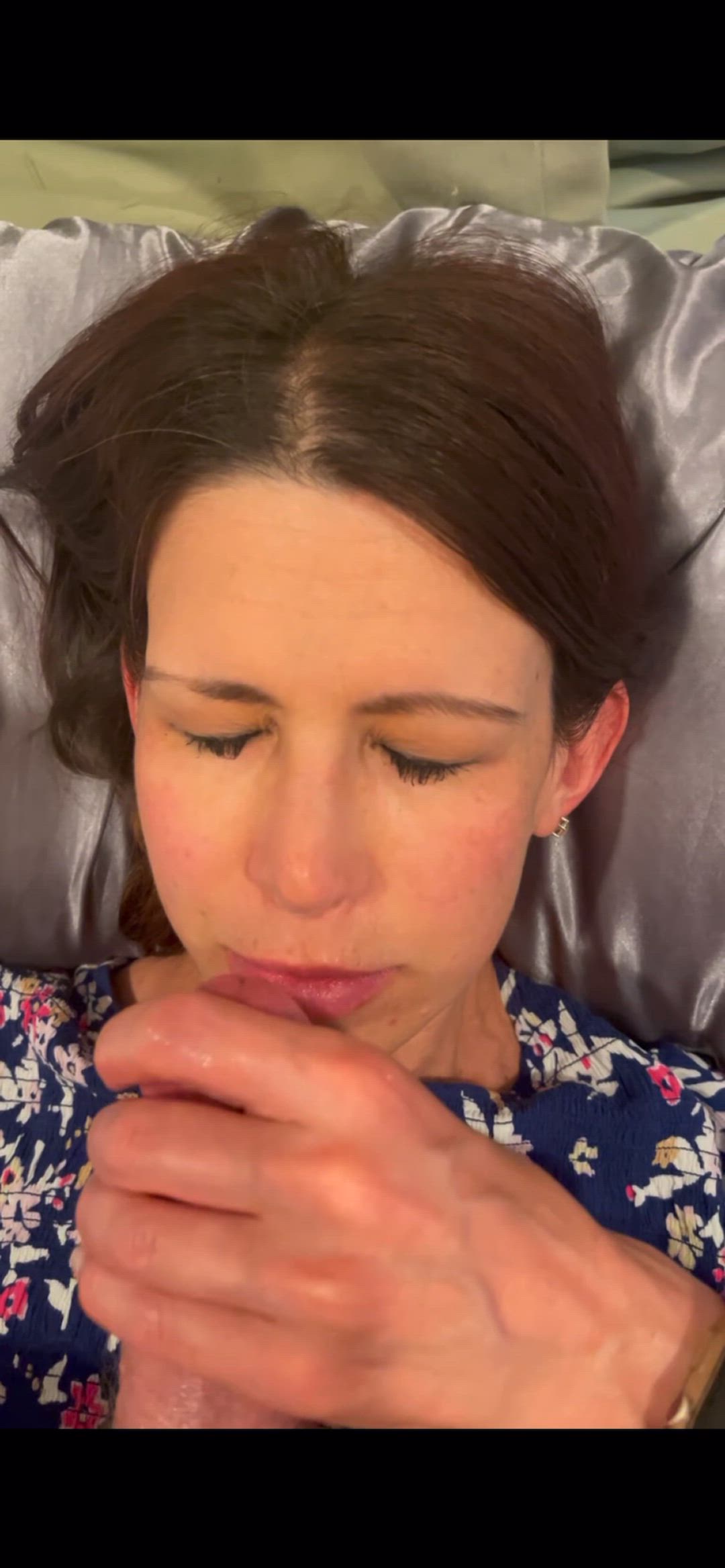 Blowjob, Brunette, Cumshot, Facial, Handjob, Homemade