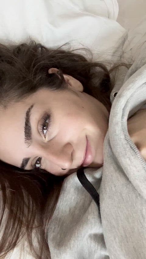 Can you handle this much heat from a Latina?