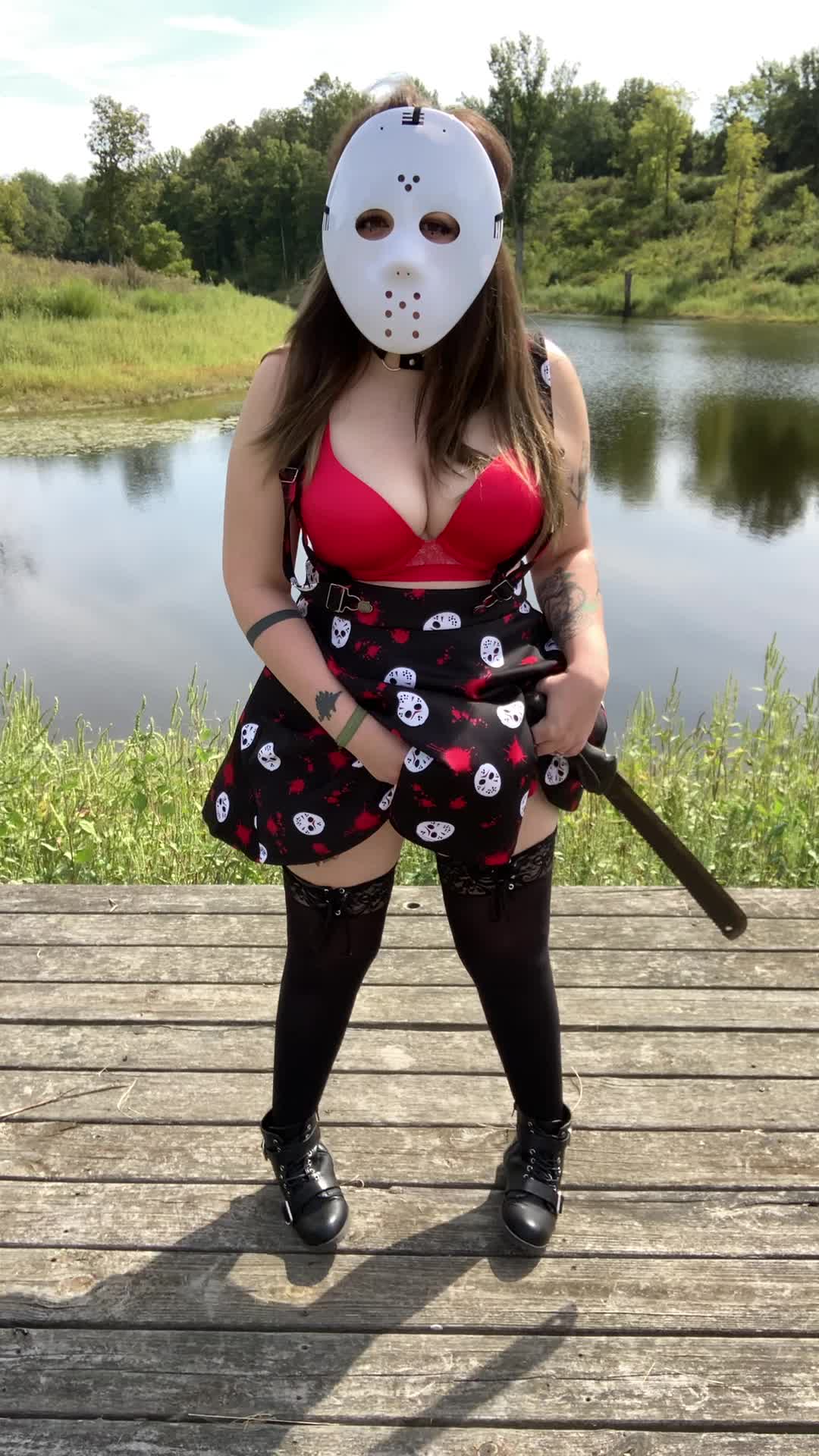 I heard your the new camp counselor 🖤