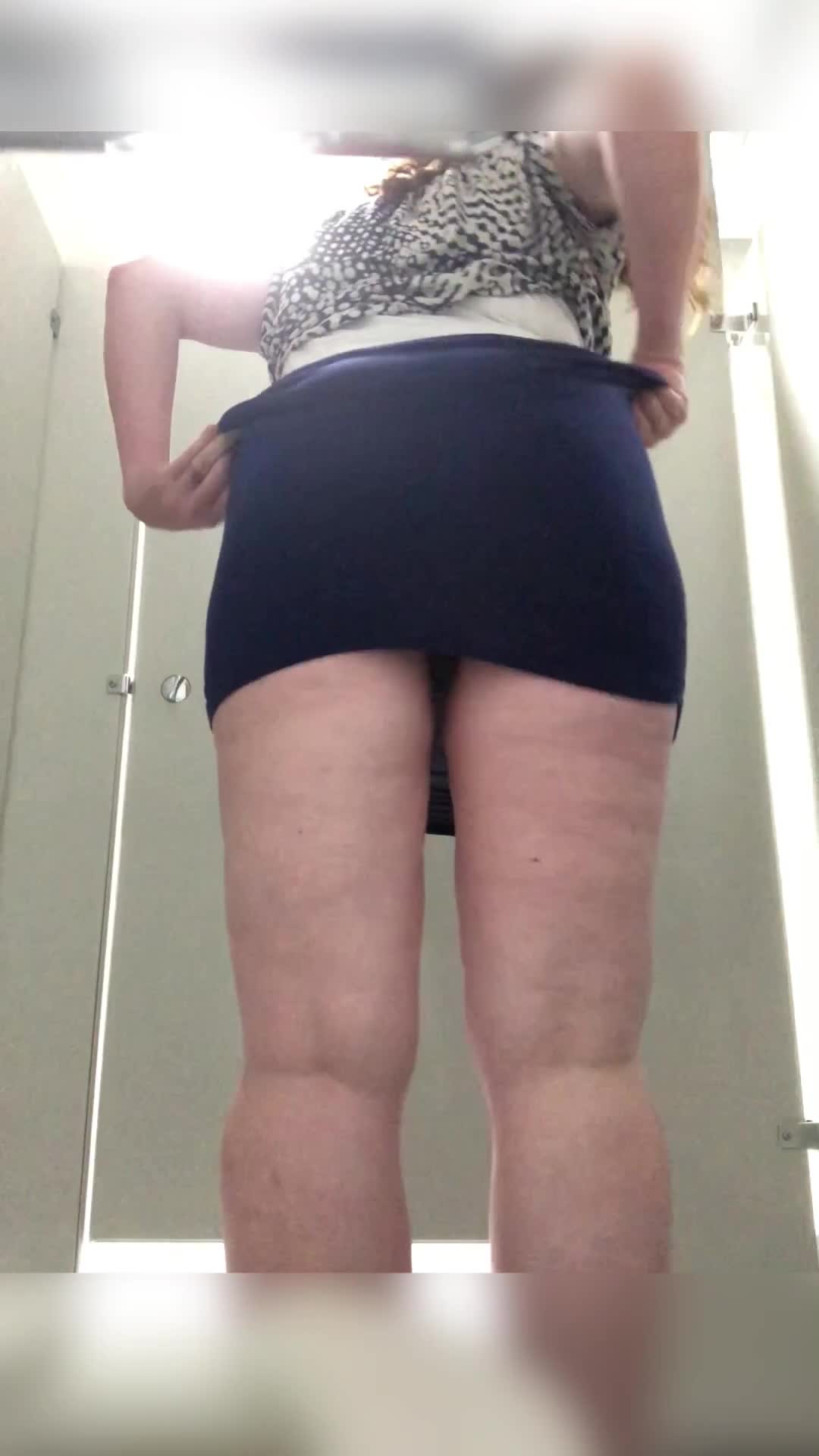 You wanted more from ‘no bra, no panties’ day come get a quickie