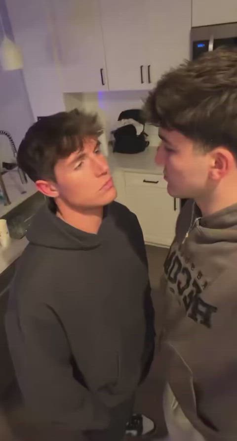 Cute Gay Kiss Porn GIF by toppop