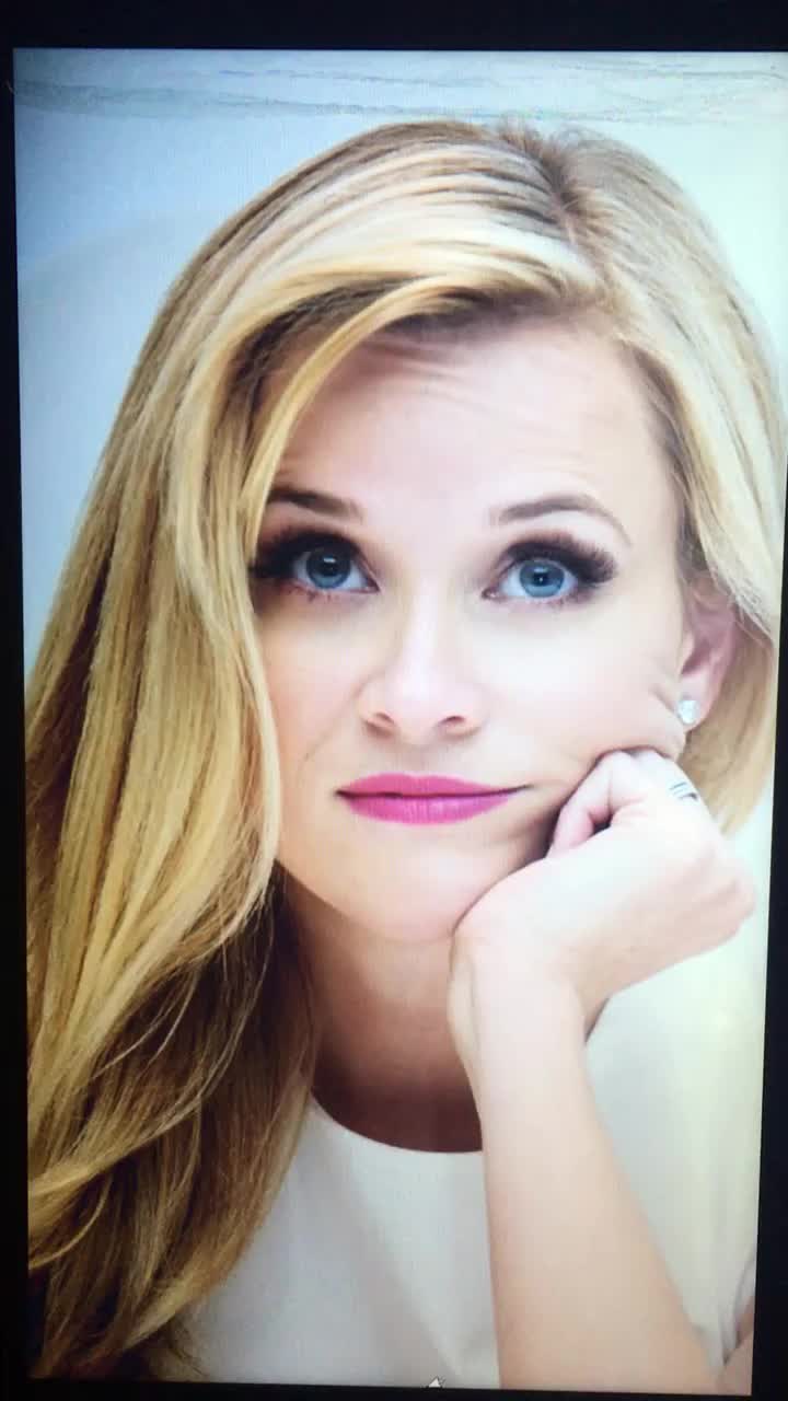 Reese Witherspoon takes an OCEAN OF HOT CUM ROPES to her gorgeous milf face!!!!