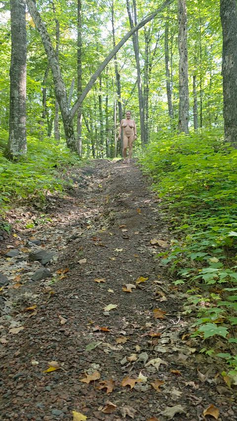 im naked, cum get meee