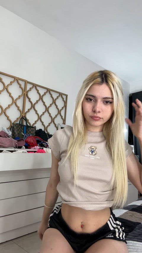 i'm built like a bratz doll