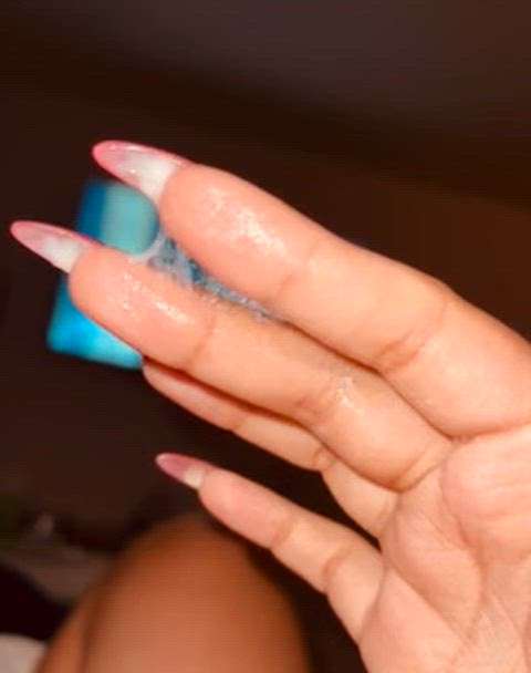 slutty but never easy💅🏽