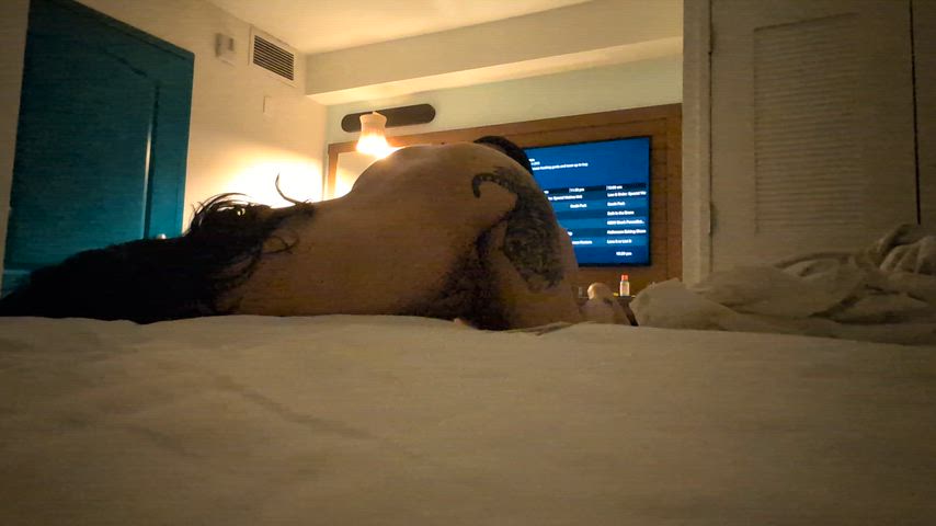 He says I taste good 😩