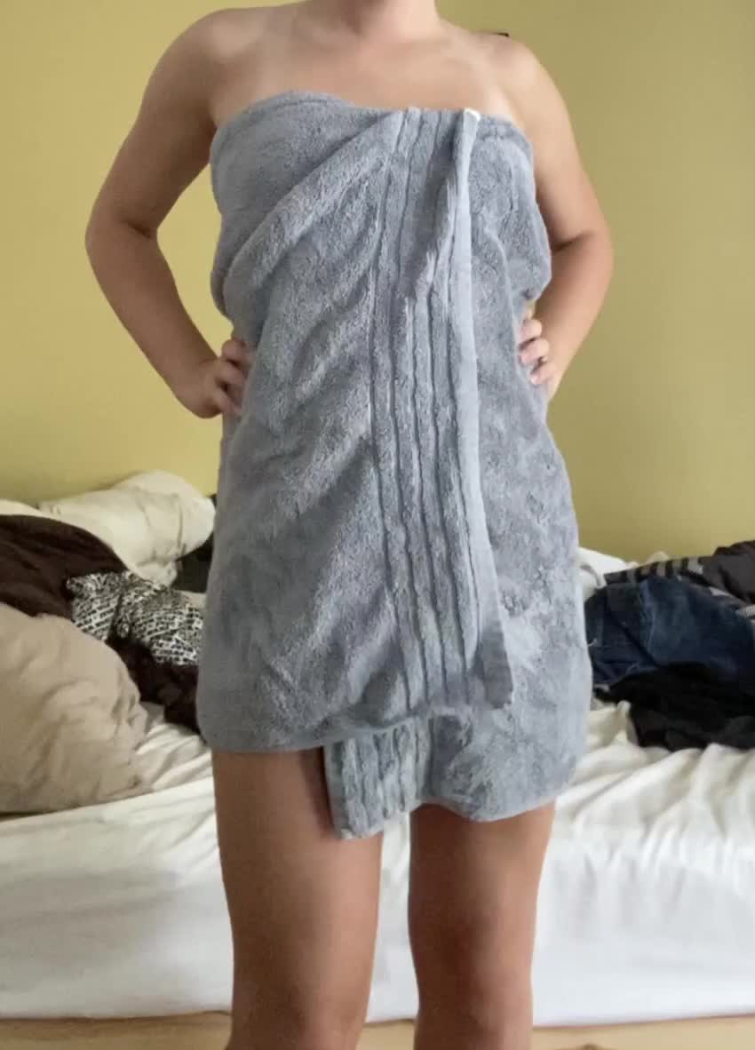 Fresh out of the shower <3