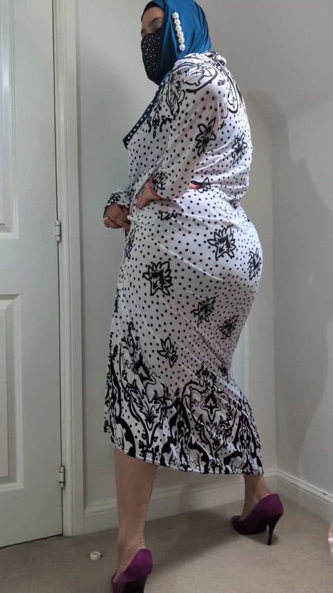 Can you handle this cake