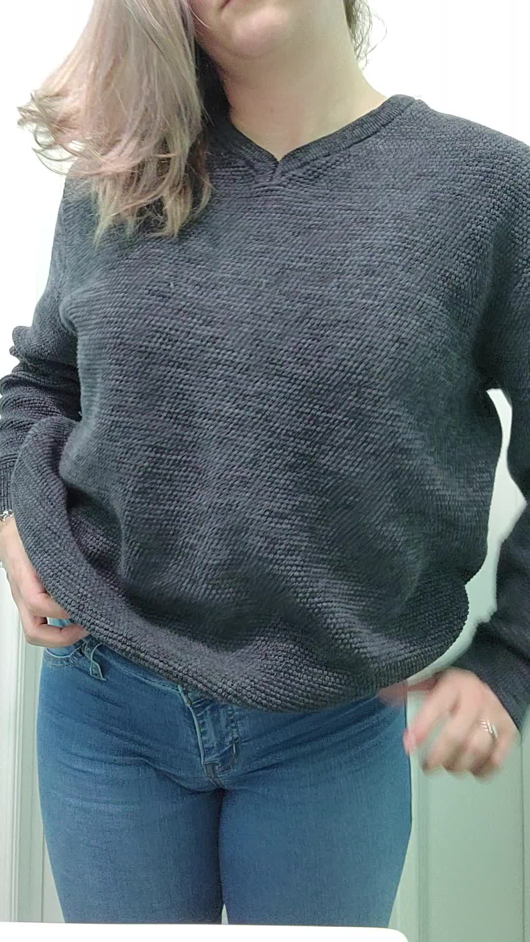 Happy Titty Tuesday from my in-laws bathroom 😈