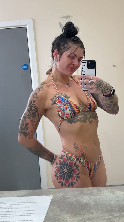 Would you let an older woman like me ride you?