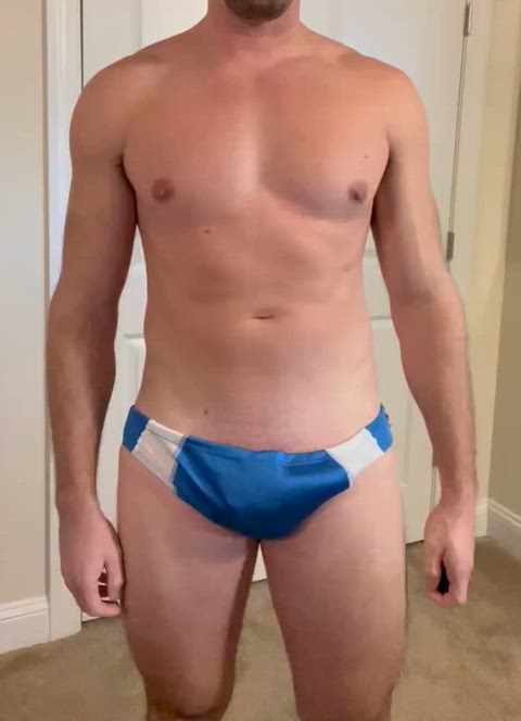 Skimpy Speedo Reveal. ;)