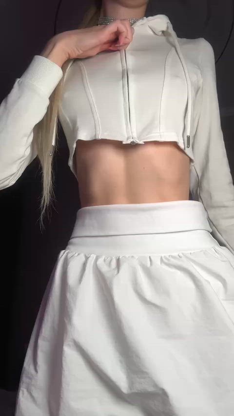 would you be happy if you dated a tiny tits