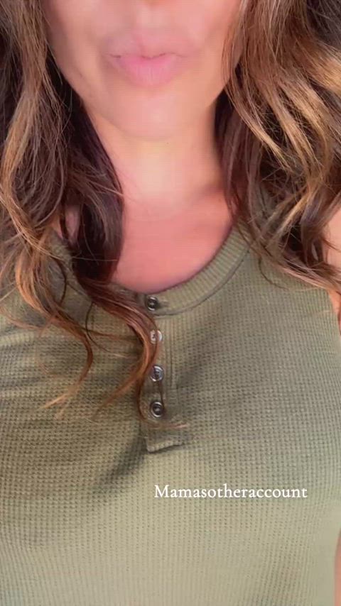 Just a cute 40yo milf next door with a decent rack.