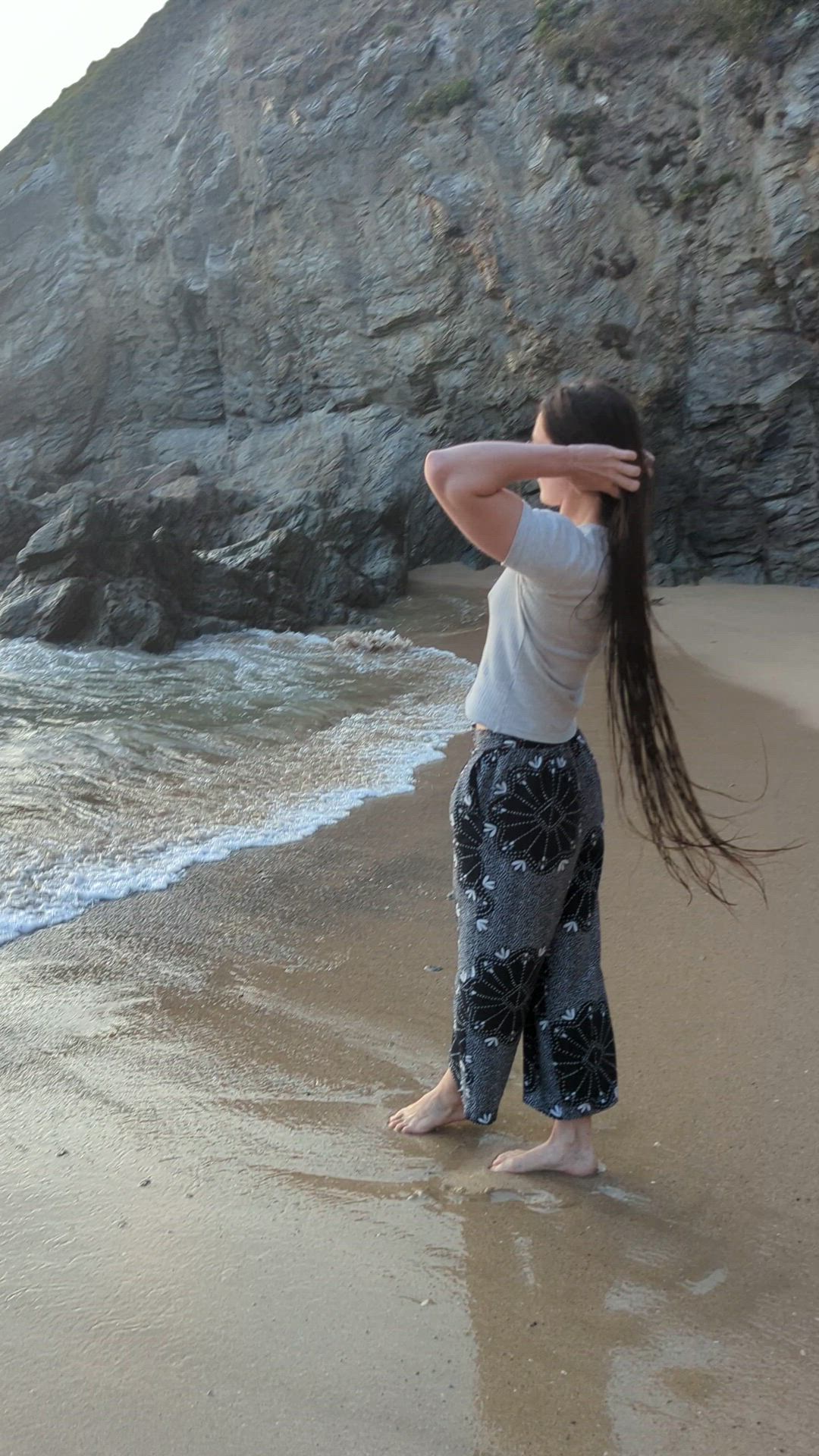 GIF thumbnail