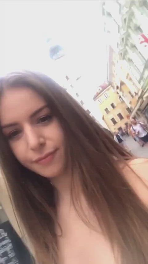 Stella walks naked through Bratislava