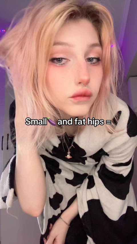 Pin me against the wall and take me 🔒