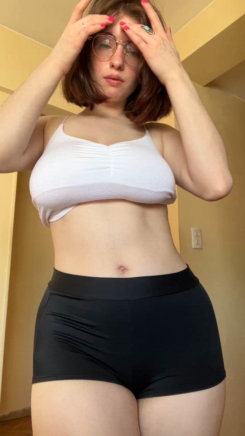 Do men still love them saggy or just they want perky ones now?