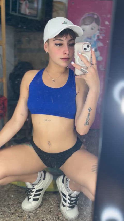 One look at me and you’re hooked for life