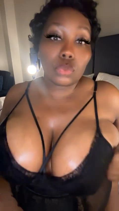 Your favorite BBW with 40H titties