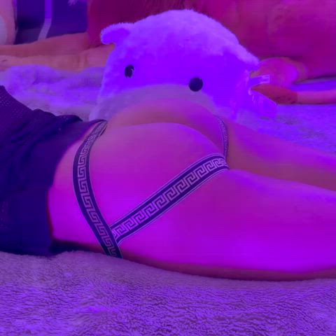 This is your sign to breed a good boi 💕