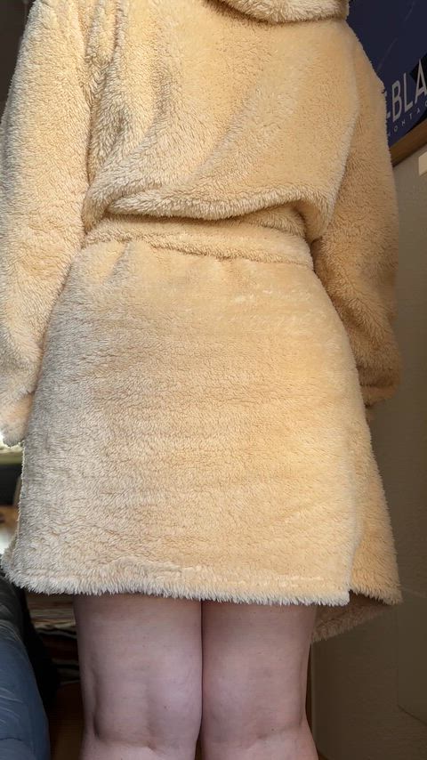 I need someone who knows how to eat it