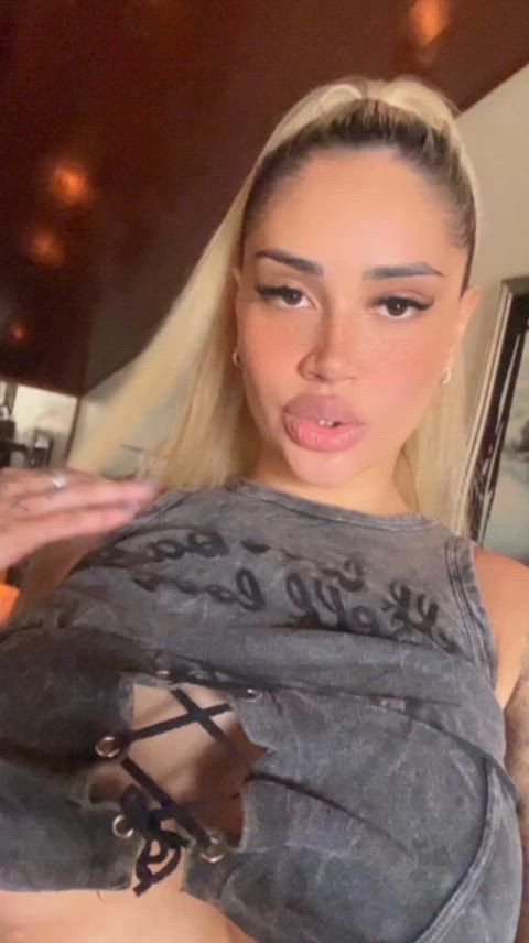 Wanna feel a real one so bad… any volunteers?